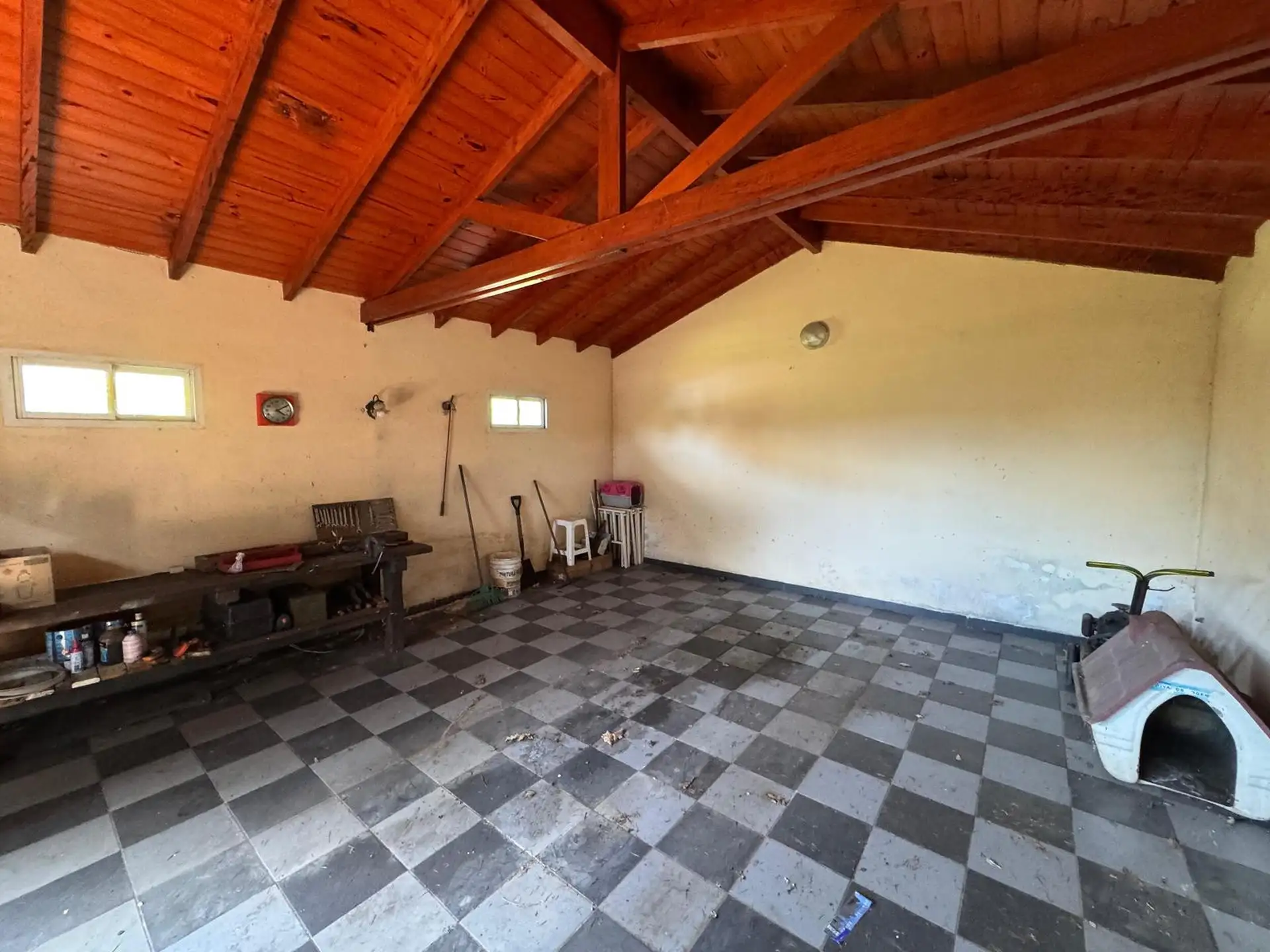 Garage y Pileta sobre Lote de 600 m2