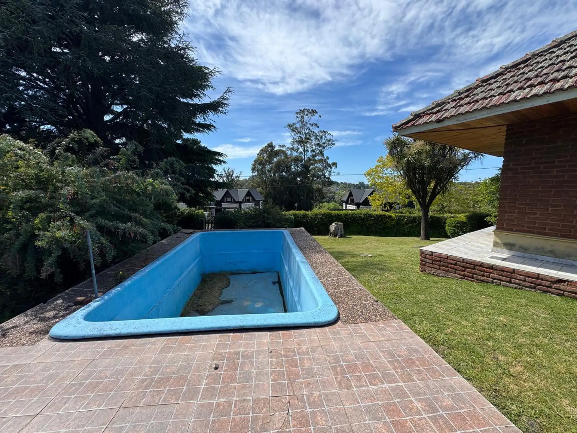 Garage y Pileta sobre Lote de 600 m2