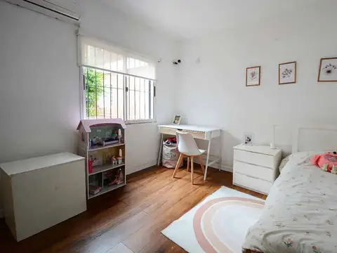 Venta apartamento tipo casa dos dormitorios Buceo