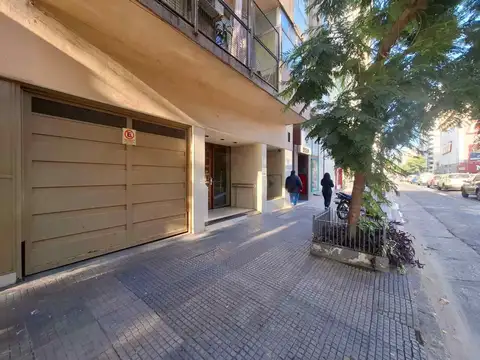 VENTA COCHERA CUBIERTA Av. Corrientes VILLA CRESPO
