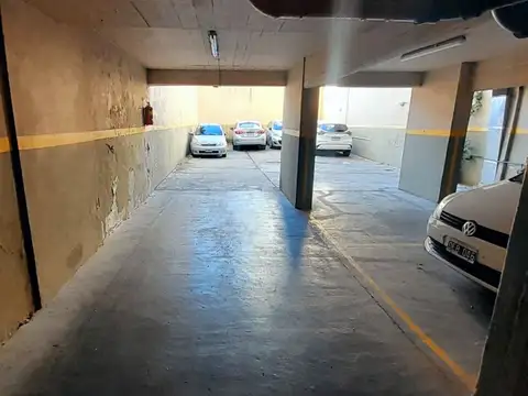 VENTA COCHERA CUBIERTA Av. Corrientes VILLA CRESPO