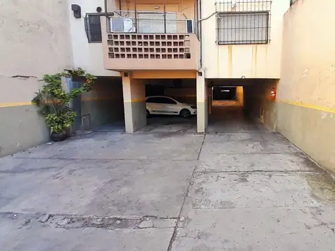 VENTA COCHERA CUBIERTA Av. Corrientes VILLA CRESPO