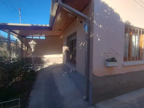 Casa en Venta en General Roca, USD 165.000