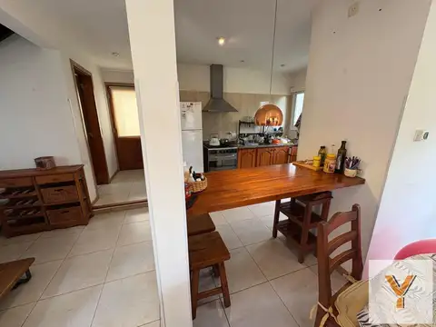 Casa 3 ambientes con 2 baños