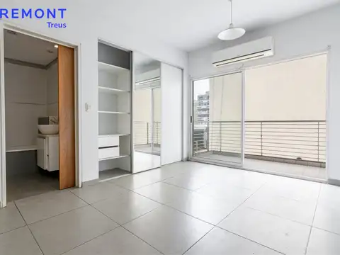 Nicolás Repetto 300 Departamento de 1 Ambiente Moderno con Balcón Venta