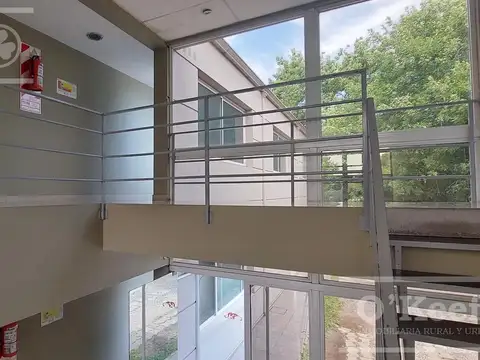 Oficina en Venta con 1 cochera