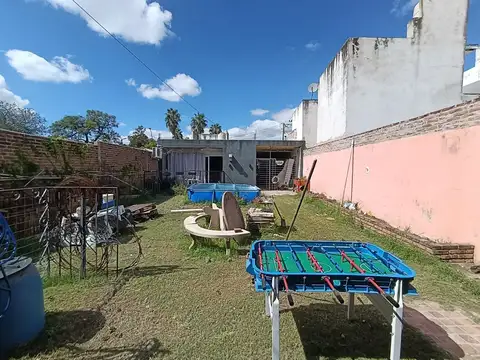 casa en barrio los lapachos