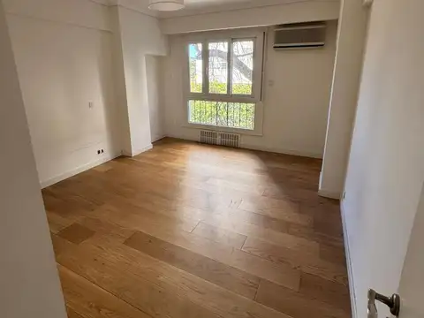 Departamento en Venta de 5 ambientes