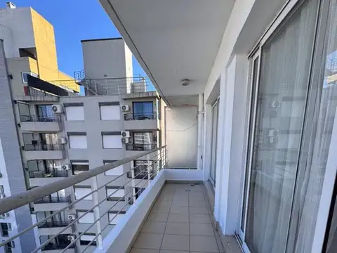 Departamento en Alquiler en Centro, $ 420.000