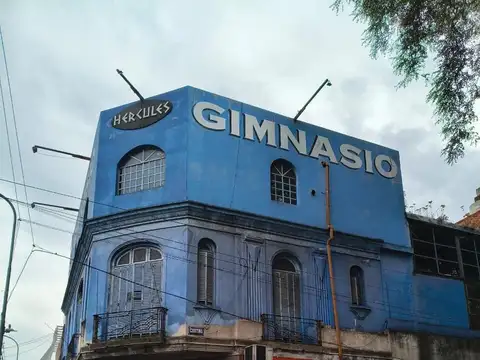 Local en primer piso 600m2 apto todo rubro sin expensas