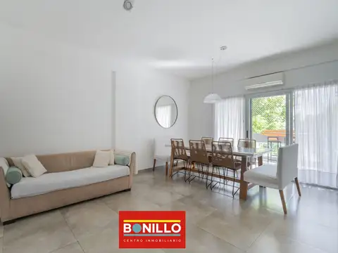 Departamento 3 ambientes con 2 baños