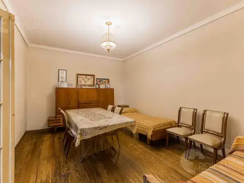 Depto Tipo Casa en Venta 40 años
