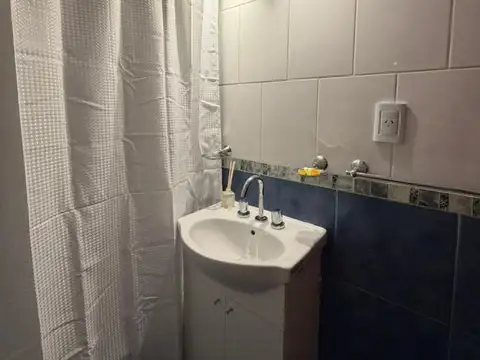 Departamento en venta 2 ambientes con dependencia - Plaza Colón