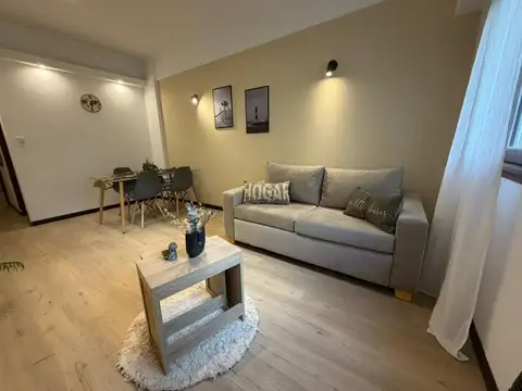 Departamento en venta 2 ambientes con dependencia - Plaza Colón