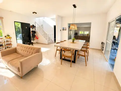 Casa en Venta en Benavidez, USD 310.000