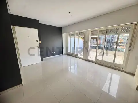 Billinghurst 2400, Piso 8