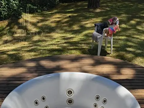 Casa 5 ambientes con 4 baños