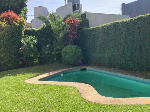 Casa en Venta con 1 cochera