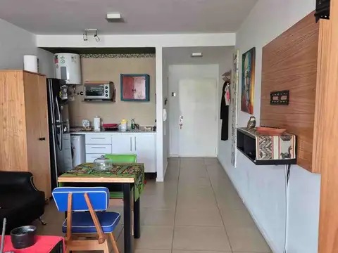 Alquiler Monoambiente Amueblado-Balcon-Monserrat