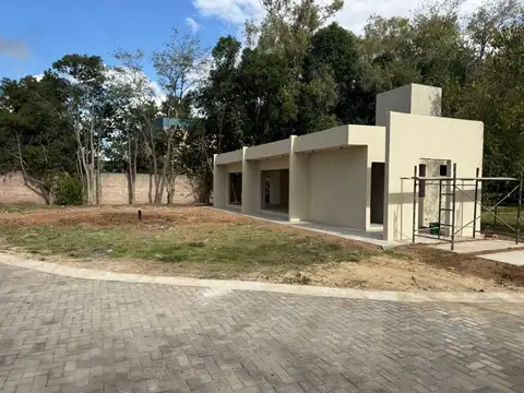 Terreno en Venta en Pablo Nogues, USD 64.000