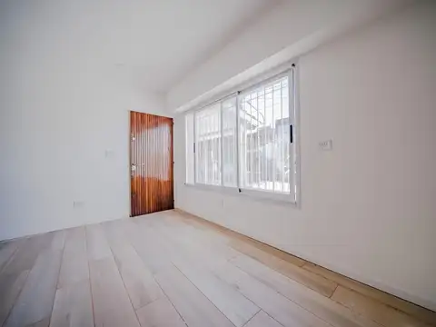 Casa, Villa Adelina, Vicente Lopez, Buenos Aires.