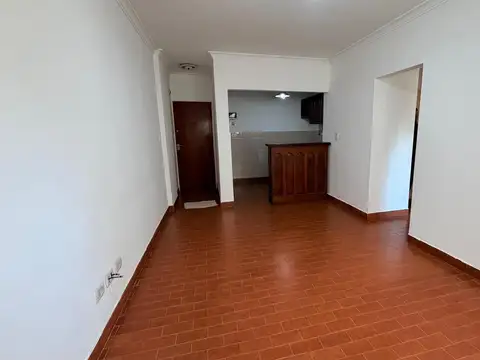 VENTA DEPARTAMENTO 3 AMBIENTES CON COCHERA CUBIERTA – RAMOS MEJÌA NORTE