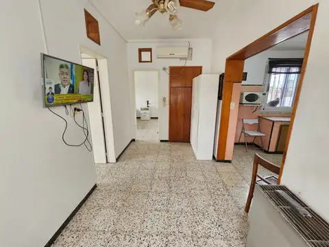 Depto Tipo Casa 4 ambientes con 2 baños