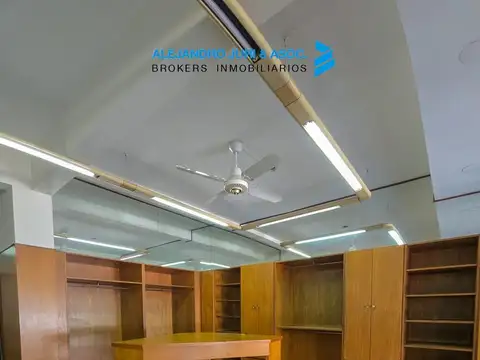 Local en Alquiler en Centro, $ 2.800.000