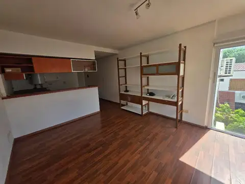 Manuela Pedraza 3500, Piso 3