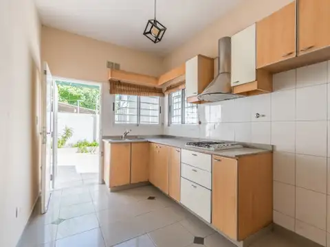 Depto Tipo Casa en Venta de 4 ambientes