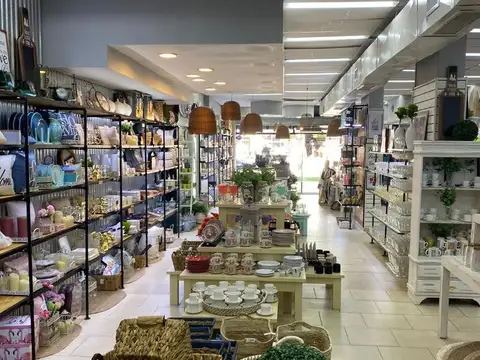 Local en Venta Via Pública