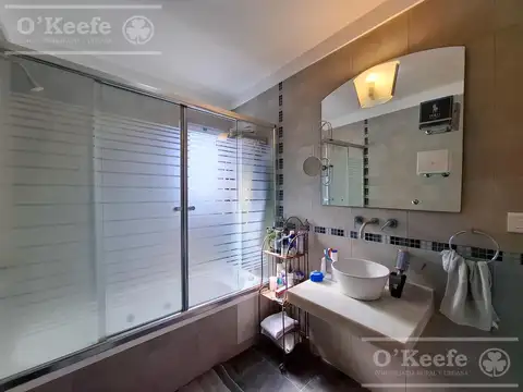 Casa en Venta en Guillermo E Hudson, USD 330.000