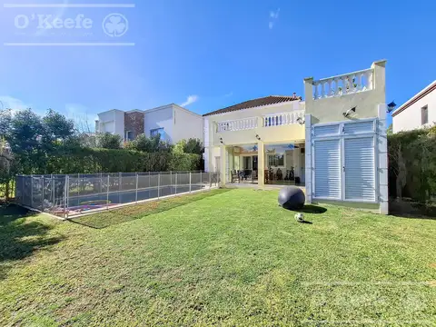 Casa en Altos de Hudson