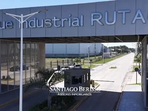 Nave en Parque Industrial Ruta 6