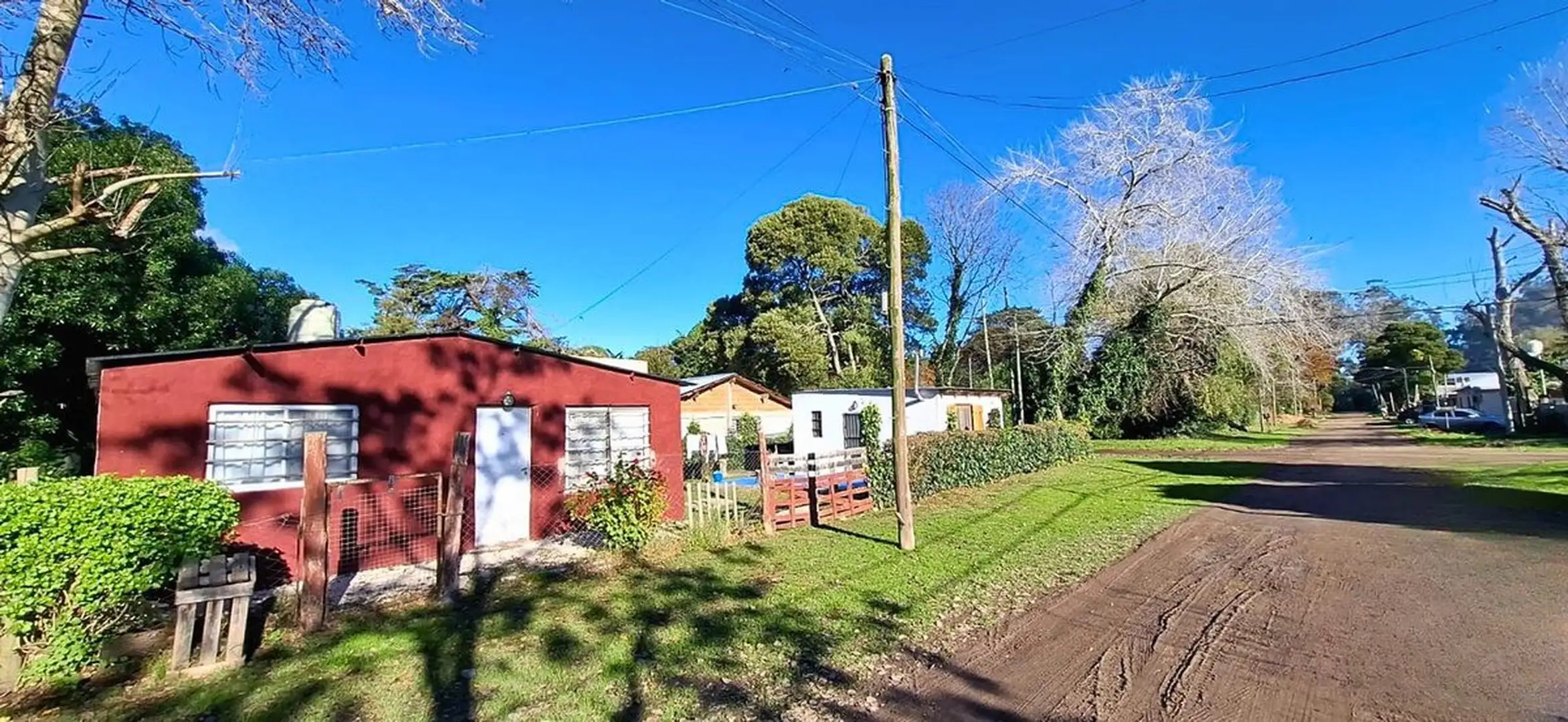 VENTA TERRENO EN ESQUINA CON DOS UNIDADES
