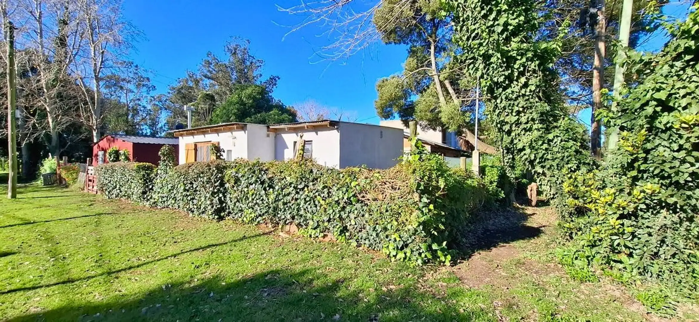 VENTA TERRENO EN ESQUINA CON DOS UNIDADES