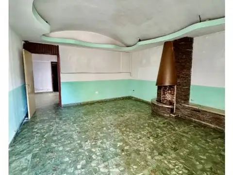 Casa 5 ambientes con 1 baño