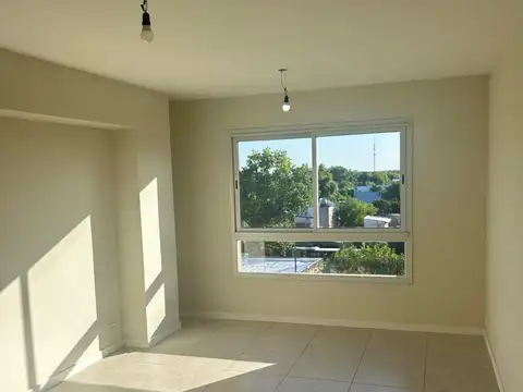 Departamento en Venta en San Fernando Vías  /  Centro, USD 112.000