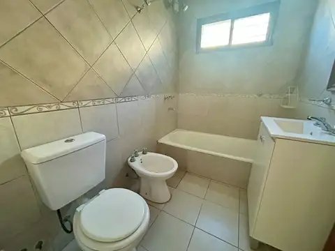 Depto Tipo Casa en Venta con 1 cocheras