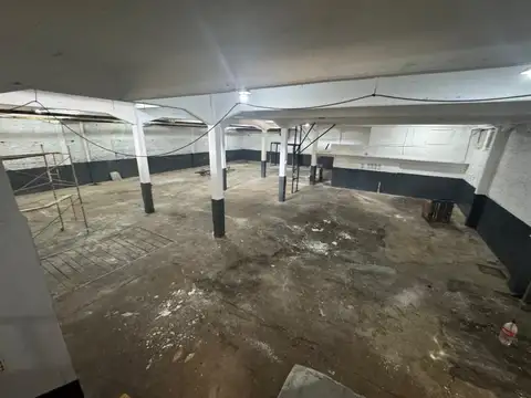 Galpon en Alquiler en Sarandi, $ 14.000.000