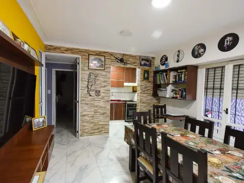 Casa 4 ambientes con 1 baño