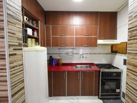 VENTA CASA 4 AMB CON QUINCHO Y COCHERA