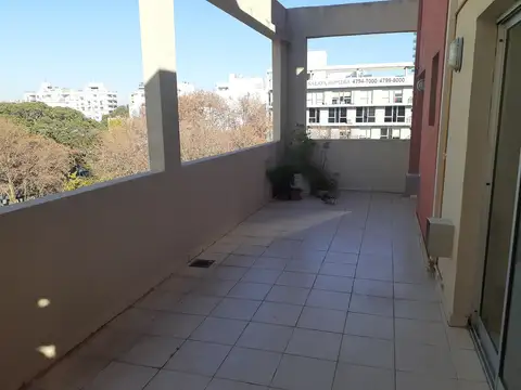 Excelente 7mo piso 2 dorm en olivos a mts Av libertador y Est FGBM apto profesional