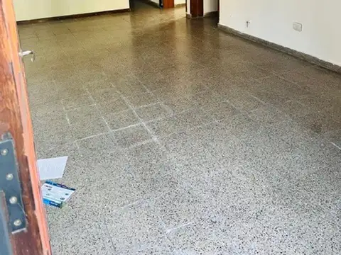 vendo dpto 2 dormitorios avellaneda esquina Baigorri