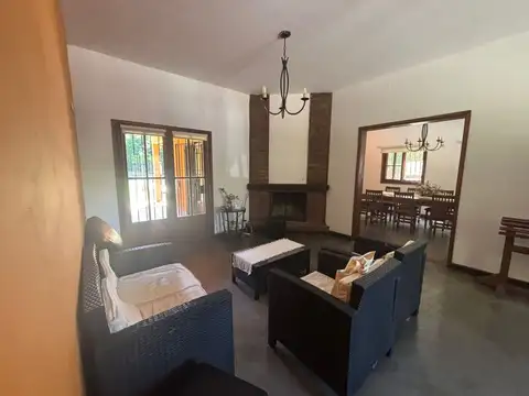 Casa 6 amb en Venta Polvorines con pileta y parque