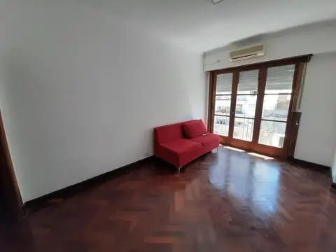 Avenida Belgrano 1400