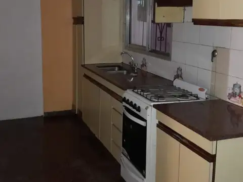 Depto Tipo Casa Monoambiente con 1 baño