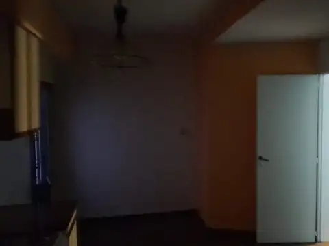 Depto Tipo Casa en Alquiler 50 años