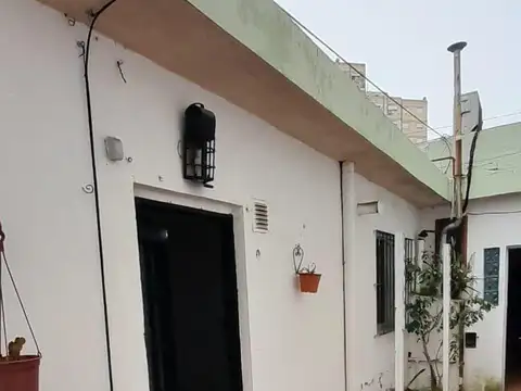 Depto Tipo Casa en Alquiler 50 años