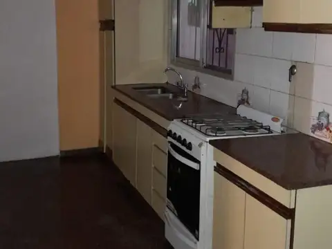 Depto Tipo Casa Monoambiente con 1 baño